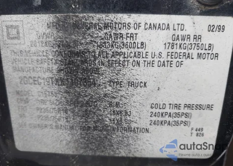 1999 Chevrolet Silverado 1500 из США, поврежденный, VIN 2GCEC19TXX1197354